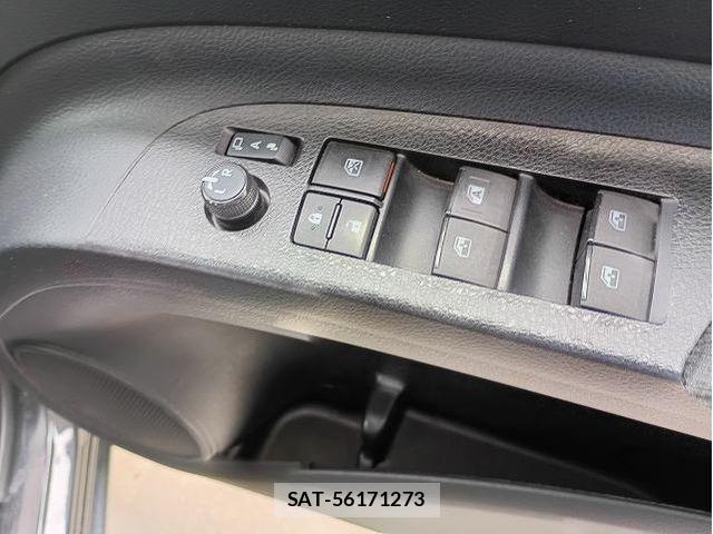 Toyota SIENTA 2019-05 8782039-15
