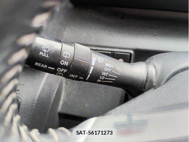 Toyota SIENTA 2019-05 8782039-29