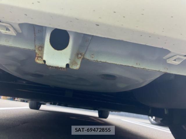 Toyota SIENTA 2017-06 8797481-9