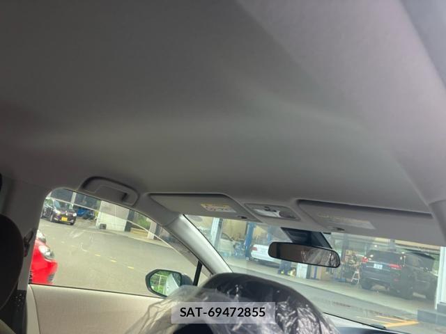 Toyota SIENTA 2017-06 8797481-13