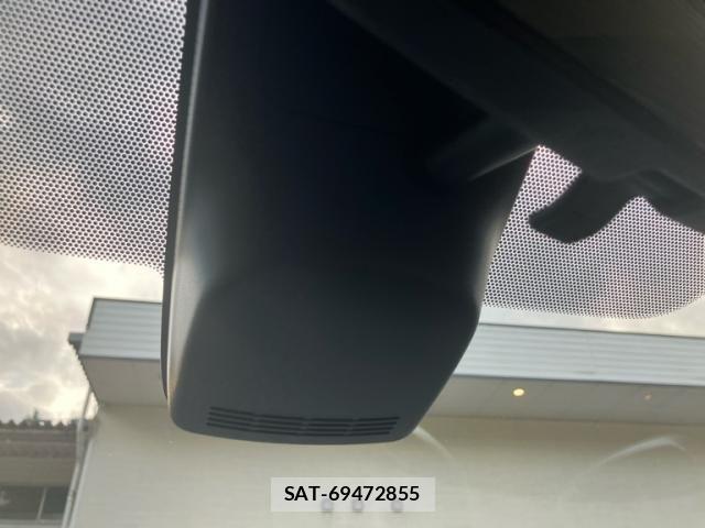 Toyota SIENTA 2017-06 8797481-27