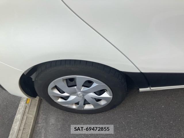 Toyota SIENTA 2017-06 8797481-8