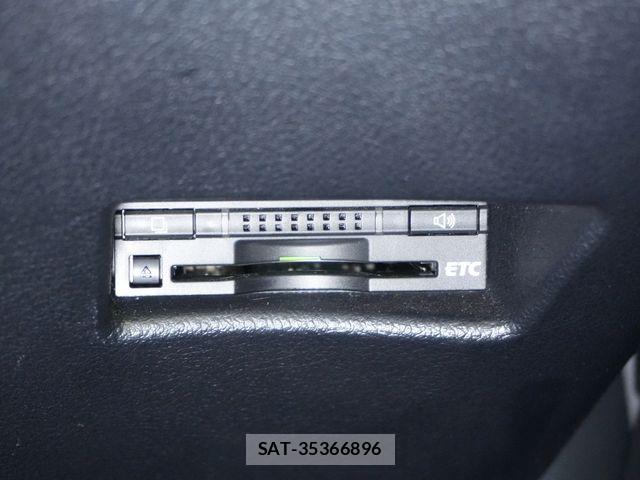 Toyota SIENTA 2016-07 8797480-13