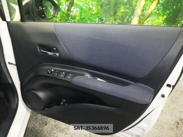 Toyota SIENTA 2016-07 8797480-21