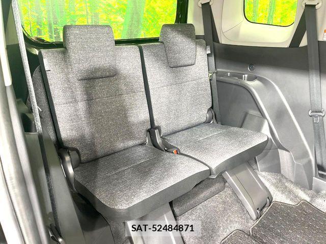 Toyota SIENTA 2022-09 8797469-11