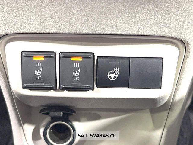 Toyota SIENTA 2022-09 8797469-6