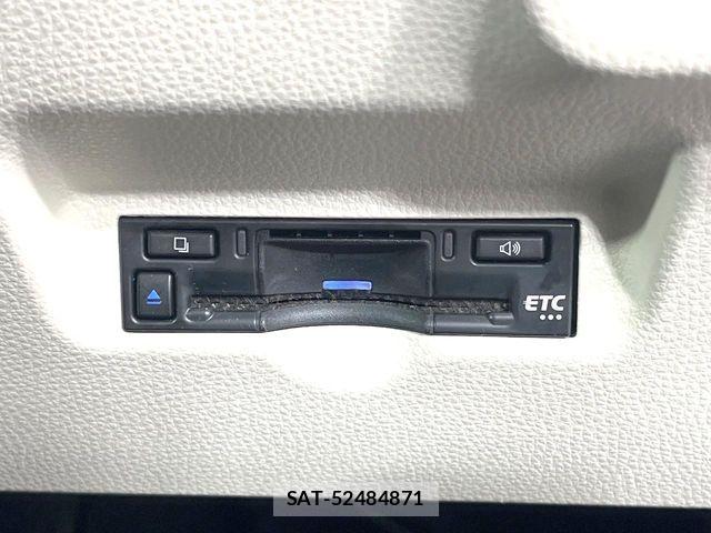 Toyota SIENTA 2022-09 8797469-8