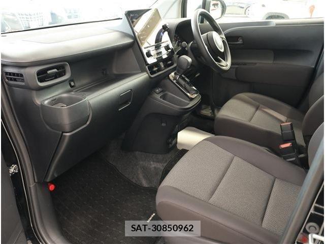 Toyota SIENTA 2024-10 8797472-13