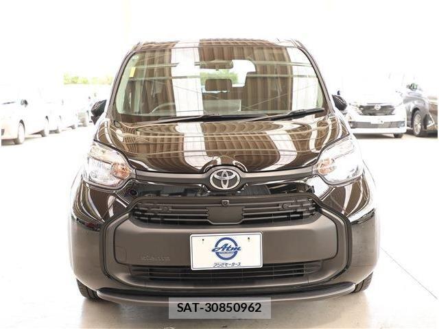 Toyota SIENTA 2024-10 8797472-19