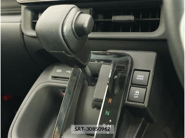Toyota SIENTA 2024-10 8797472-8