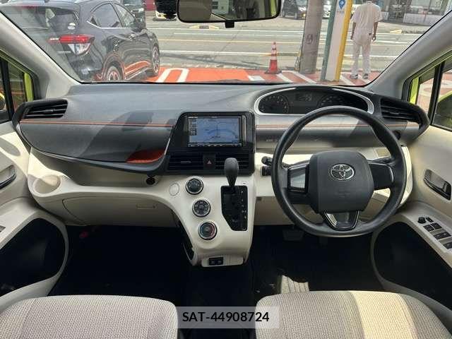 Toyota SIENTA 2021-06 8797474-6