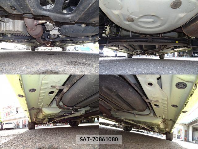 Toyota SIENTA 2019-02 8797479-11