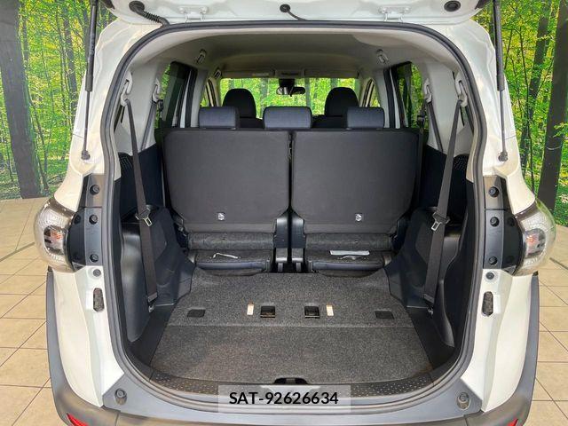 Toyota SIENTA 2016-11 8797477-10