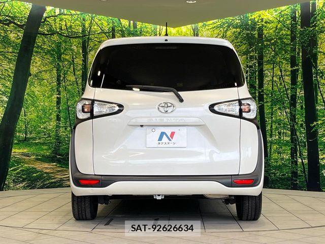Toyota SIENTA 2016-11 8797477-15