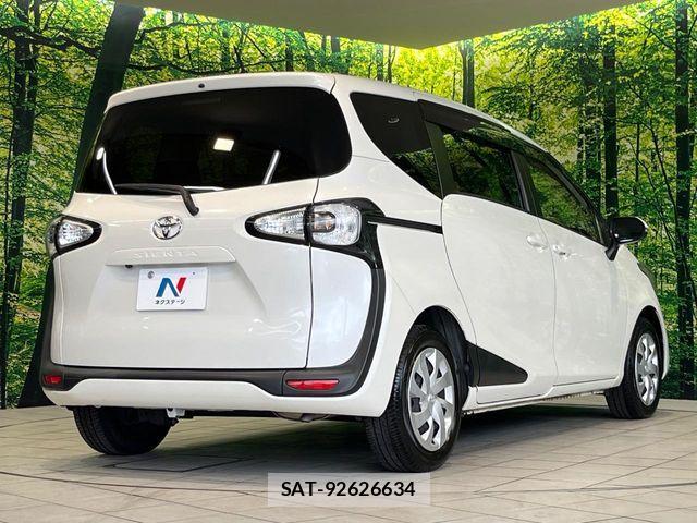 Toyota SIENTA 2016-11 8797477-17