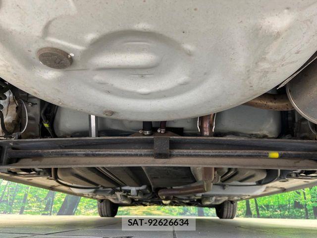 Toyota SIENTA 2016-11 8797477-19