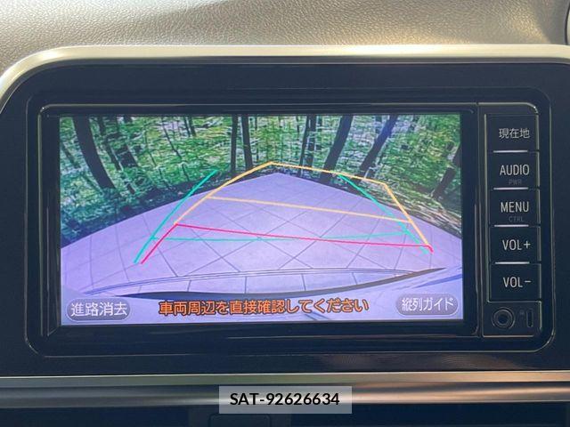 Toyota SIENTA 2016-11 8797477-3