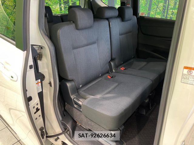 Toyota SIENTA 2016-11 8797477-8