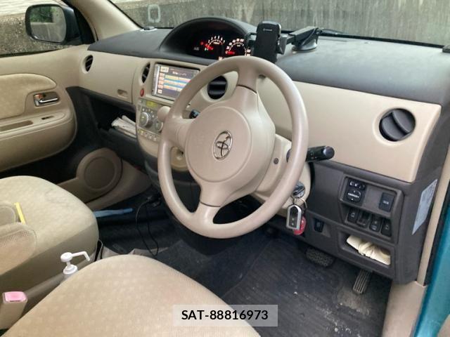 Toyota SIENTA 2008-04 8797482-13