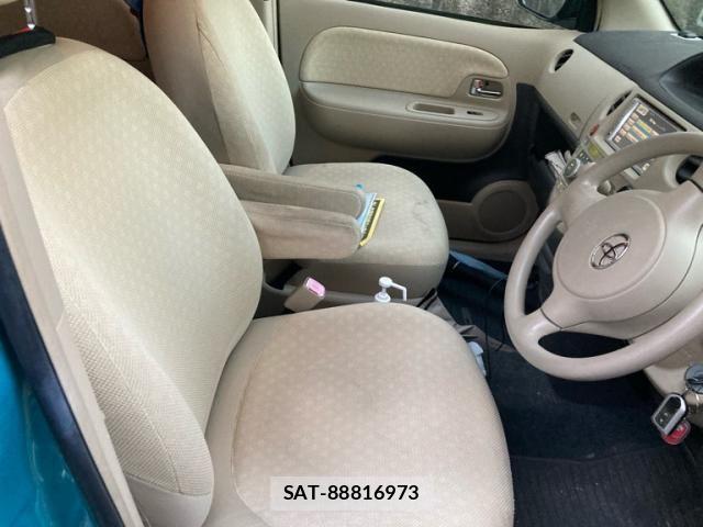 Toyota SIENTA 2008-04 8797482-16