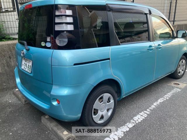 Toyota SIENTA 2008-04 8797482-2