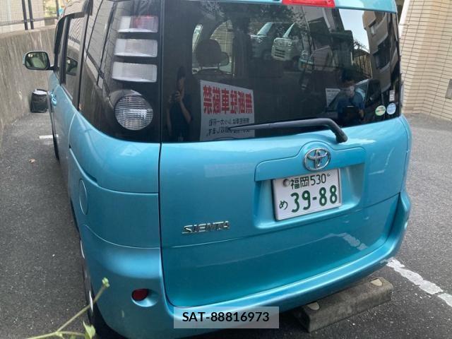 Toyota SIENTA 2008-04 8797482-5