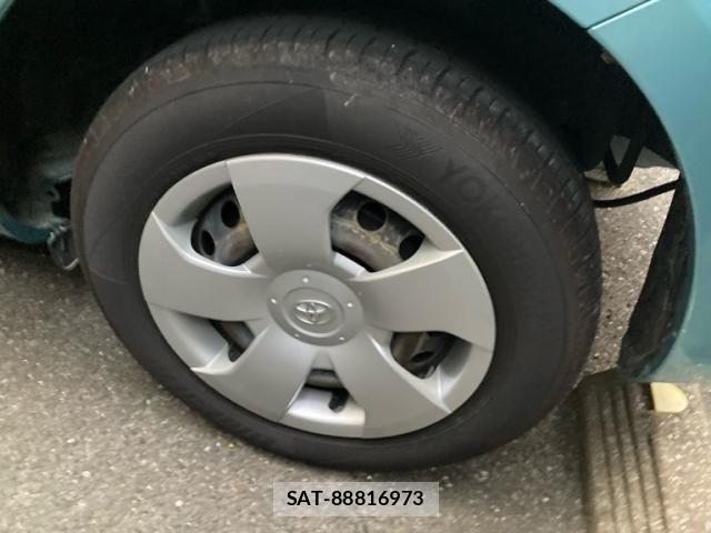 Toyota SIENTA 2008-04 8797482-7