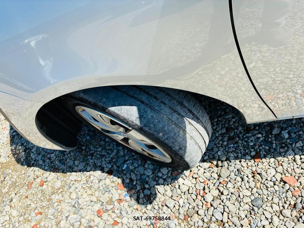Toyota SIENTA 2019-07 8711599-30