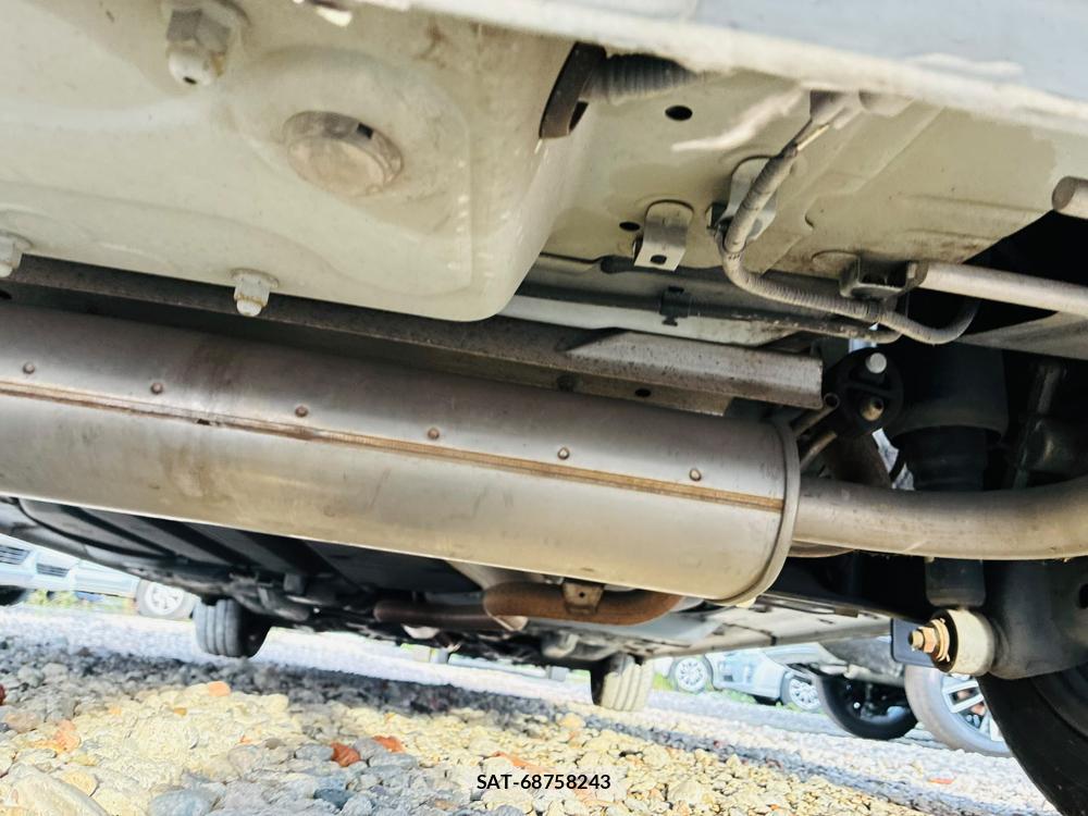 Toyota SIENTA 2019-09 8711425-36