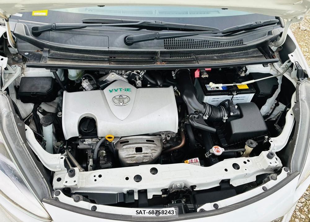 Toyota SIENTA 2019-09 8711425-38
