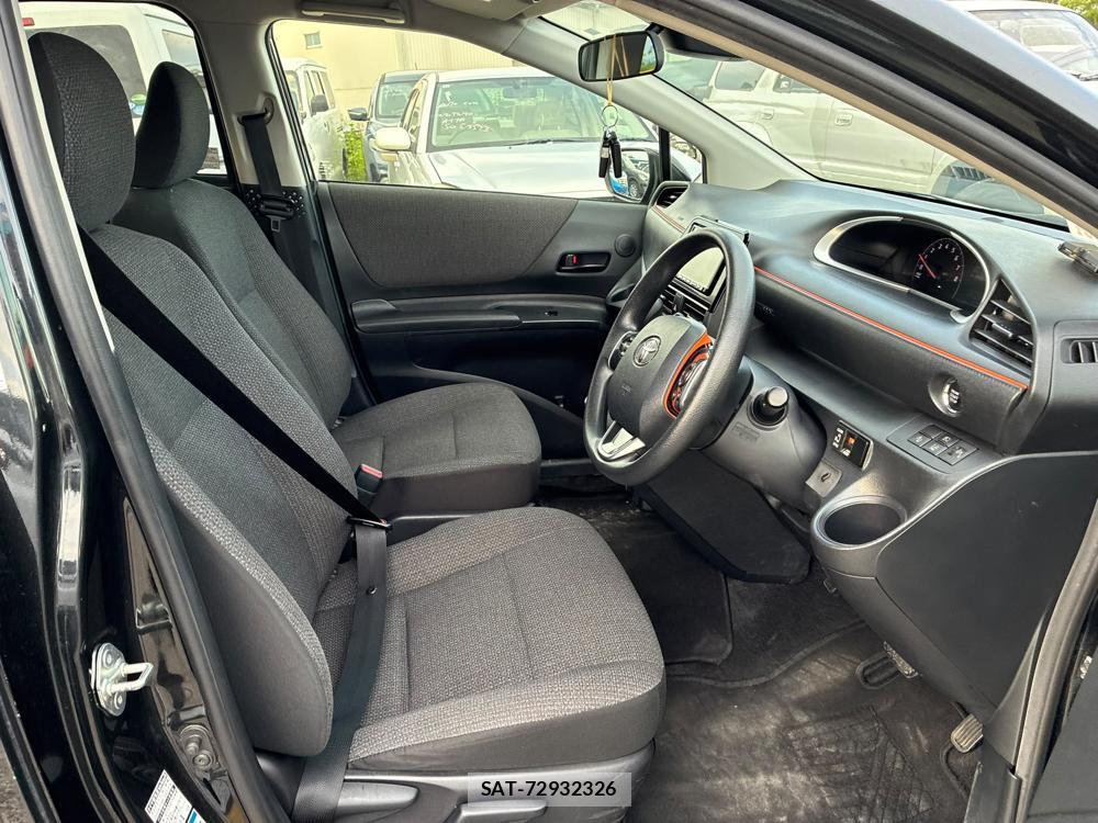 Toyota SIENTA 2019-06 8684887-11