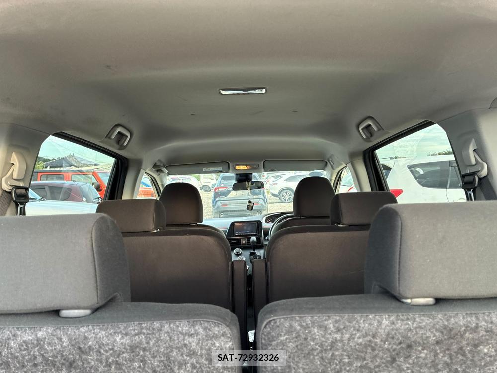 Toyota SIENTA 2019-06 8684887-24