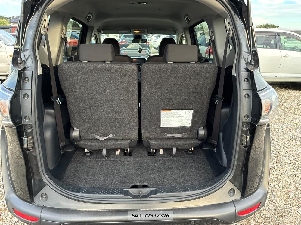Toyota SIENTA 2019-06 8684887-25