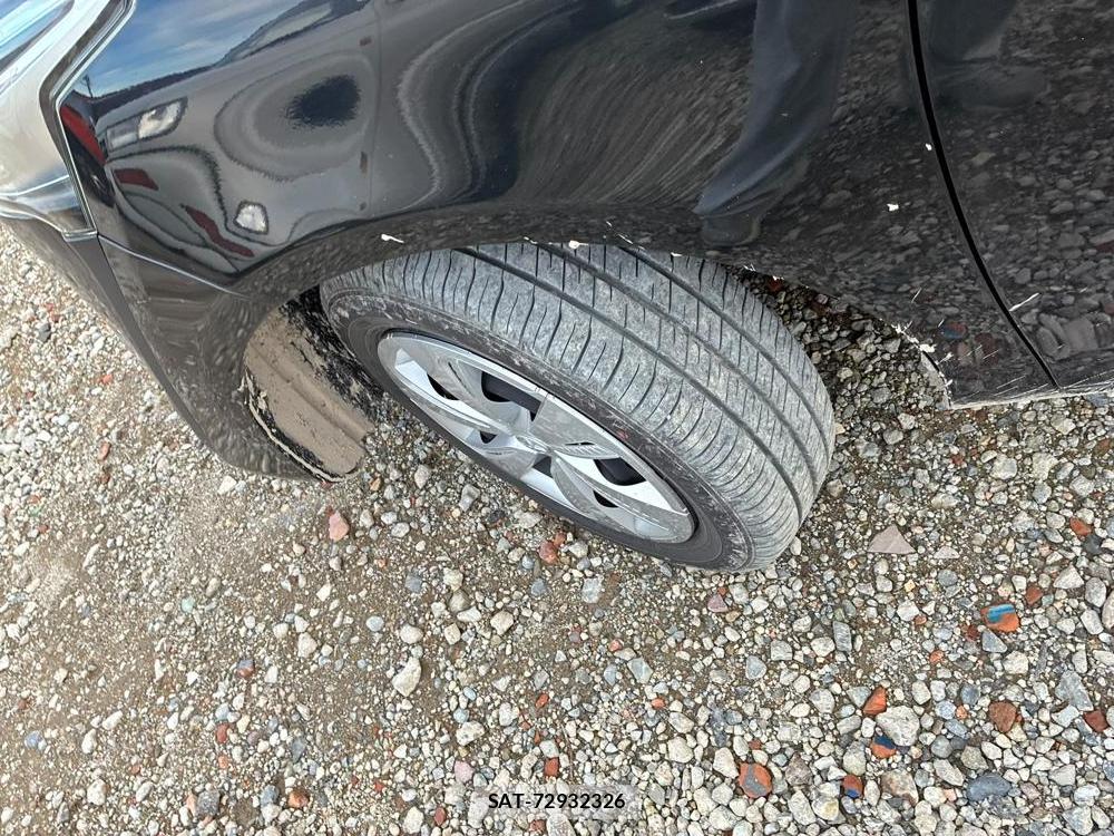 Toyota SIENTA 2019-06 8684887-32