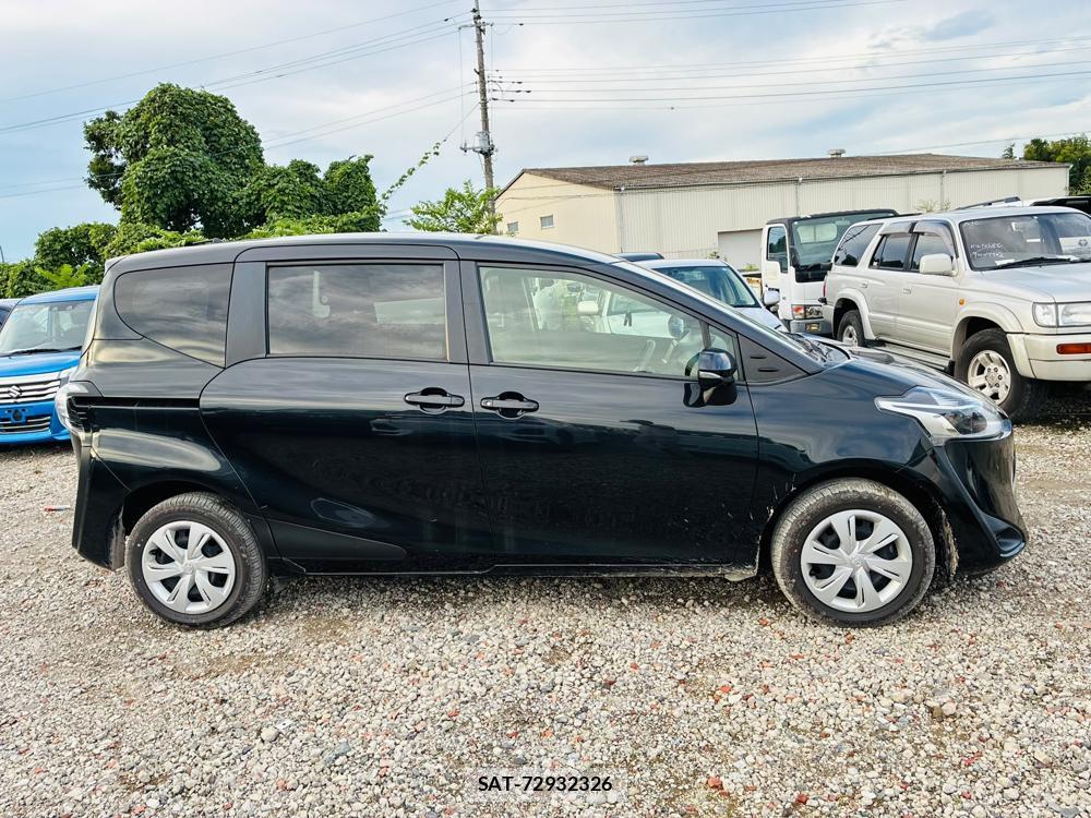 Toyota SIENTA 2019-06 8684887-5