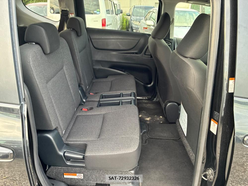 Toyota SIENTA 2019-06 8684887-8