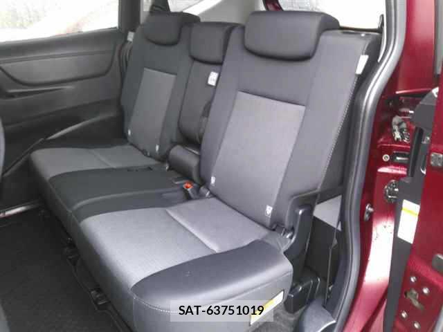 Toyota  2019-06 8820045-6