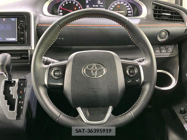Toyota SIENTA 2015-12 8831569-10