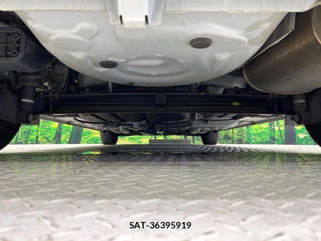 Toyota SIENTA 2015-12 8831569-18