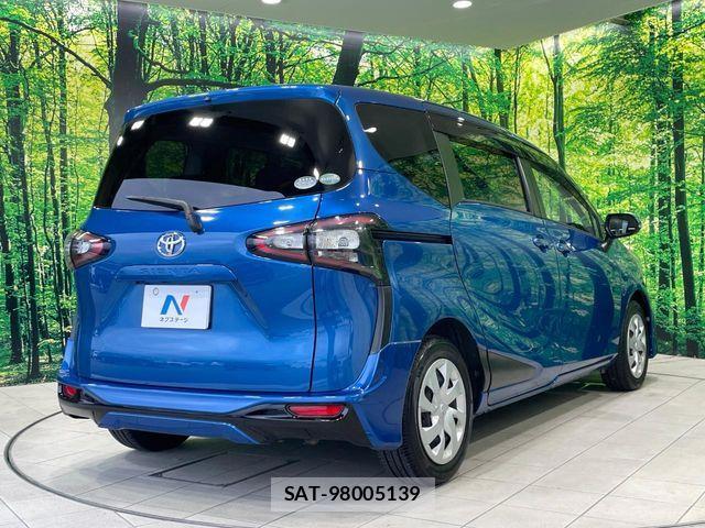 Toyota SIENTA 2016-12 8831579-16