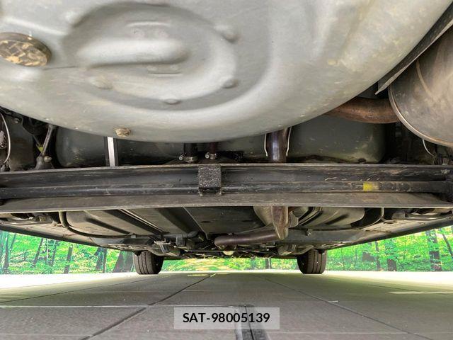 Toyota SIENTA 2016-12 8831579-18