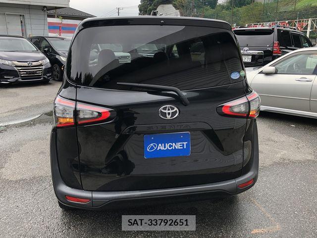Toyota SIENTA 2017-09 8831591-5