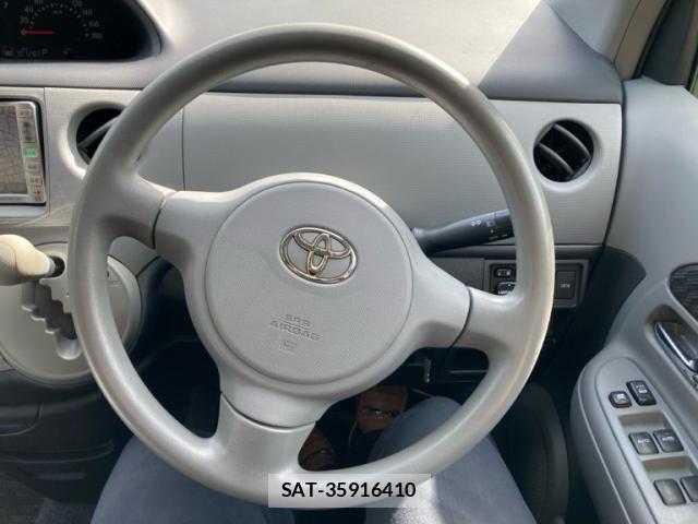 Toyota SIENTA 2008-02 8831598-18