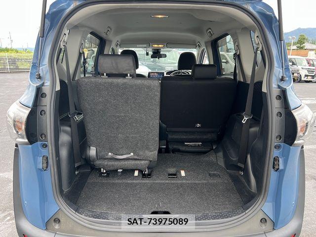 Toyota SIENTA 2021-09 8831570-18