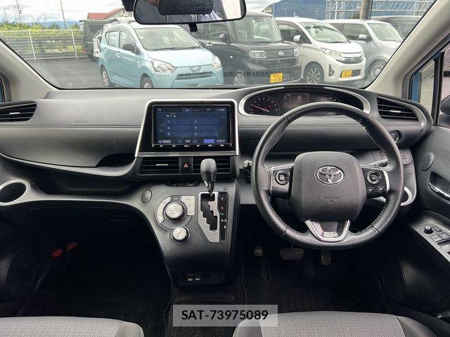 Toyota SIENTA 2021-09 8831570-6