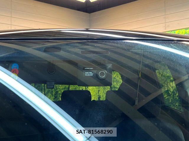 Toyota SIENTA 2016-03 8831561-6