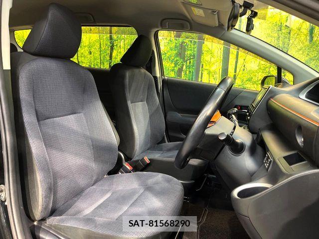 Toyota SIENTA 2016-03 8831561-8