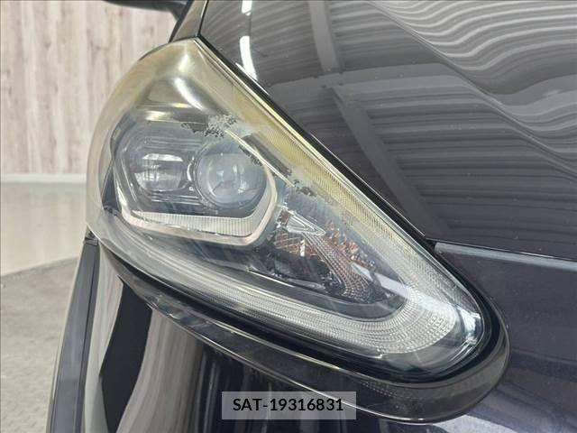 Toyota SIENTA 2018-01 8831580-23