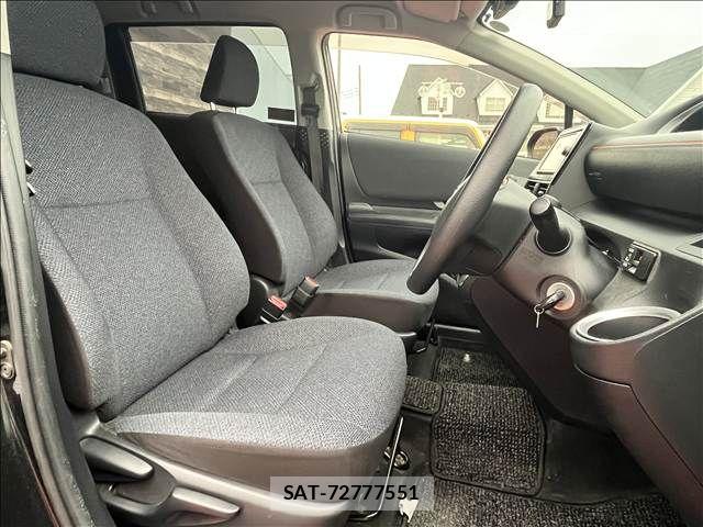 Toyota SIENTA 2017-03 8831590-9