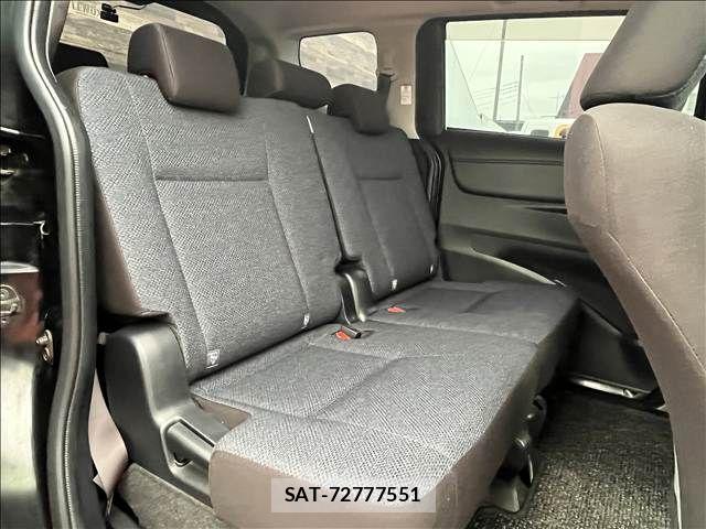 Toyota SIENTA 2017-03 8831590-22